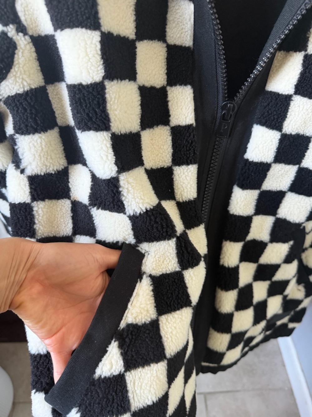 Pendleton Checkered Fleece Zip-Up Jacket - Black & White - Picture 5 of 5